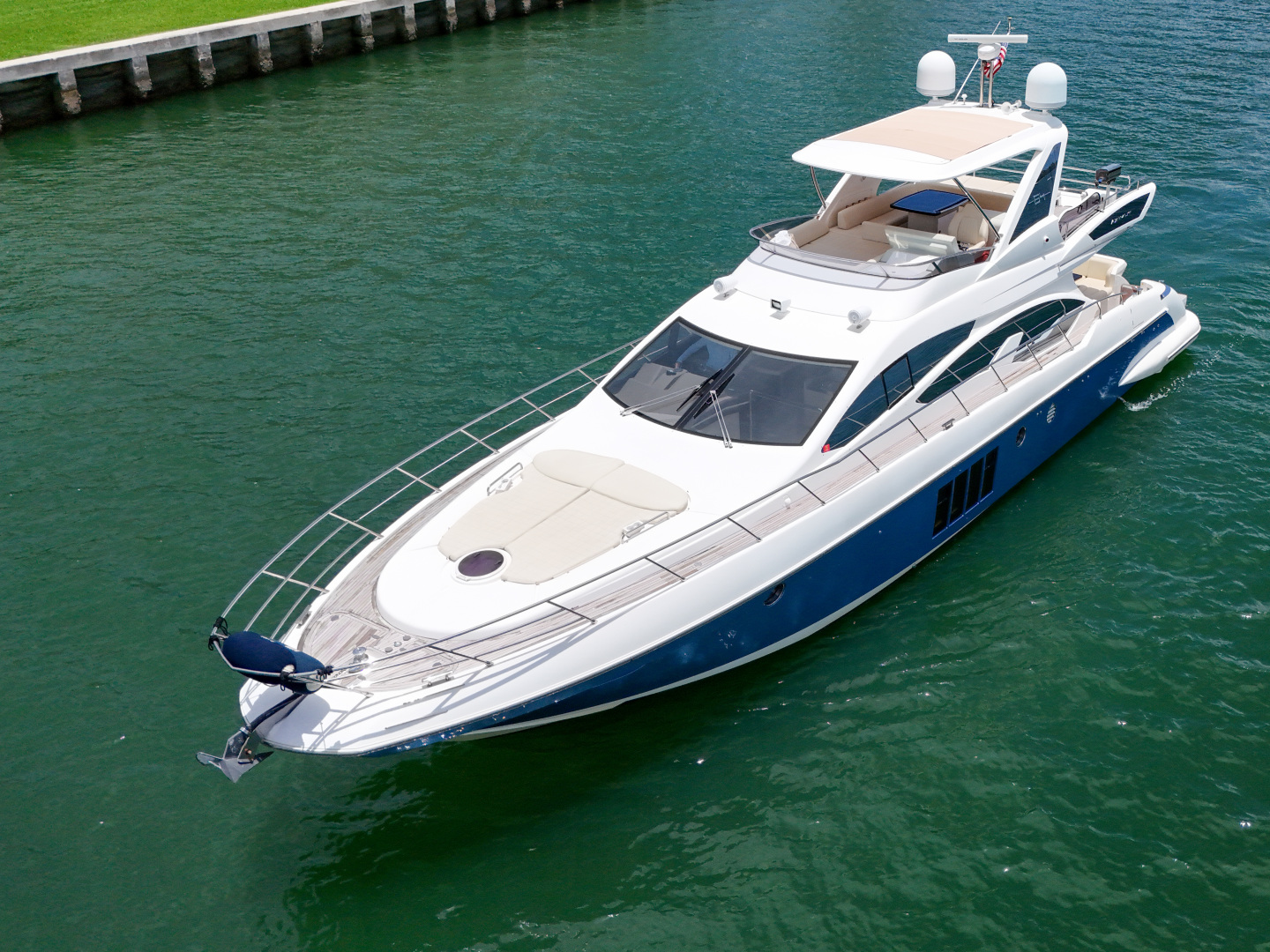 2012 Azimut 64 FLY - Image 13