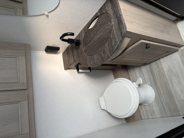2026 Forest River Sunseeker LE 3010DS - Image 15
