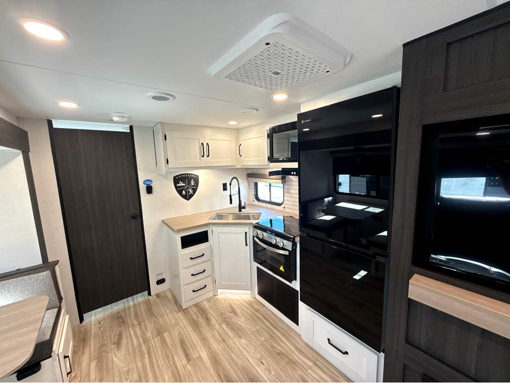 2027 VENTURE RV SIENNA 271VBH - Image 12