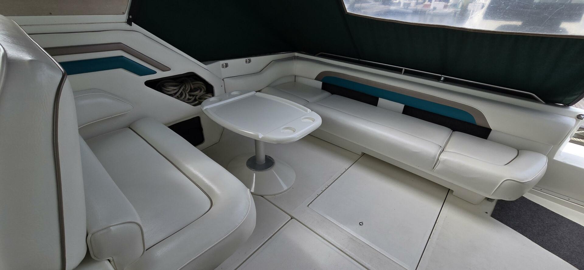 1992 Sea Ray 400 Express - Image 7