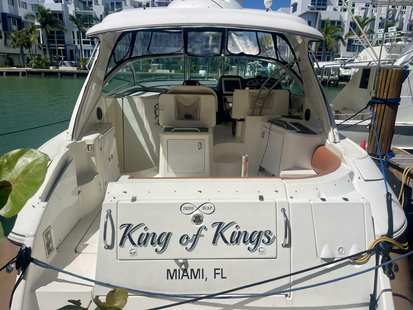 2006 Cruisers Yachts 420 Express - Image 9