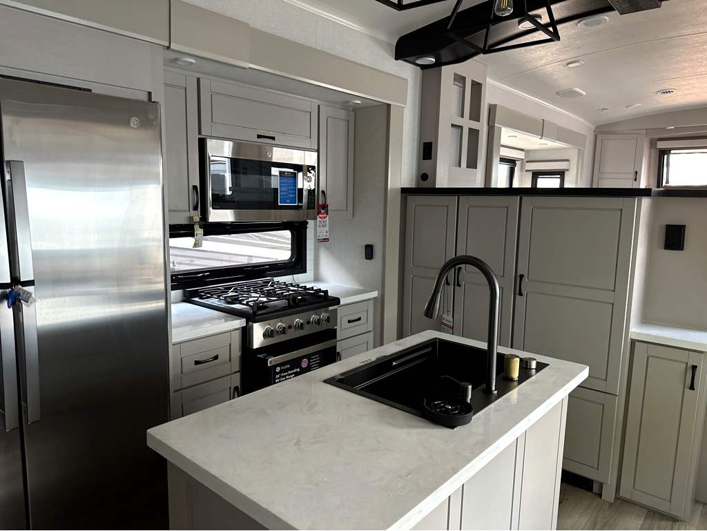2026 JAYCO NORTH POINT 382FLRB - Image 9