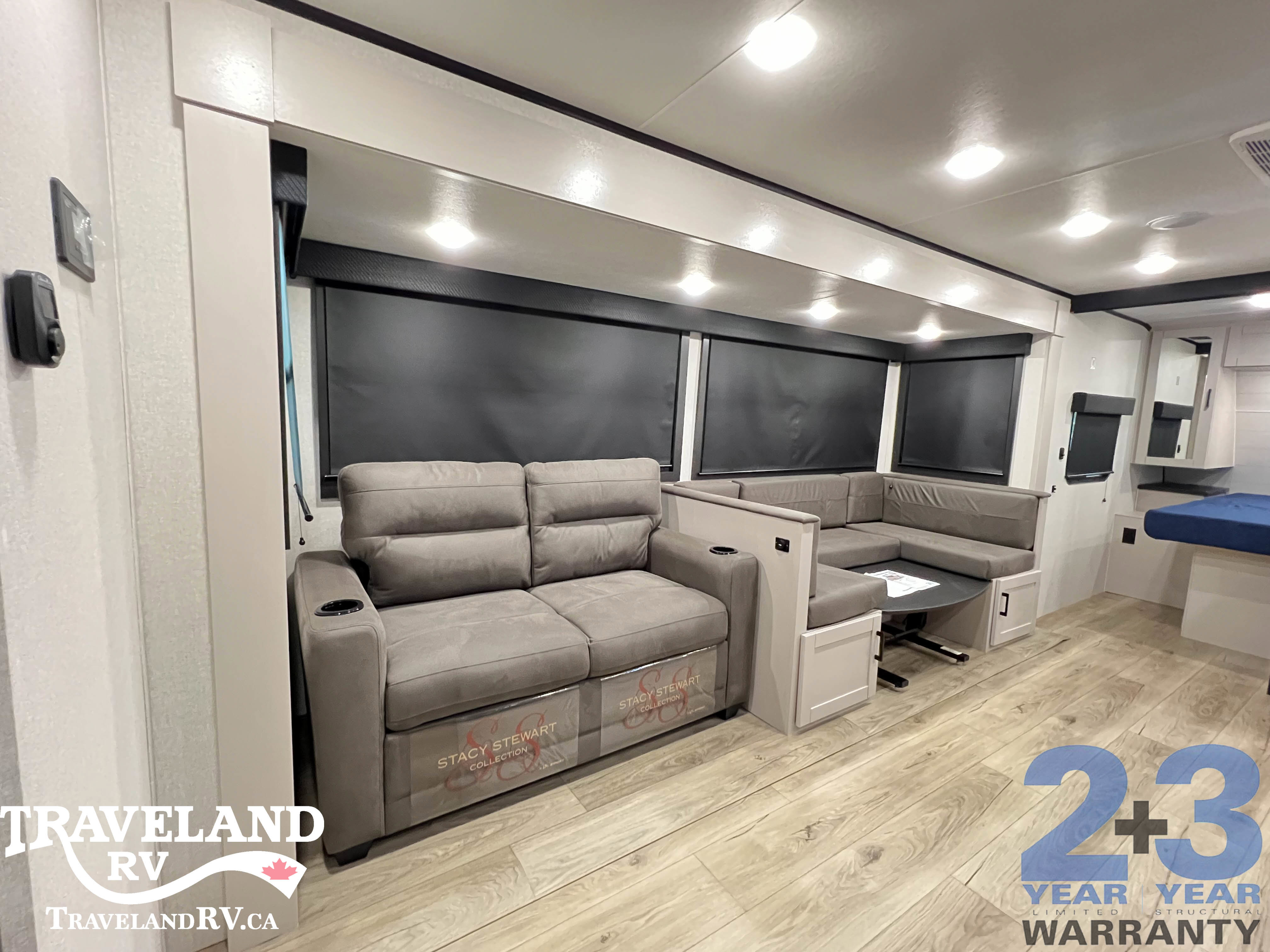 2026 Jayco Jay Feather 27BH - Image 18