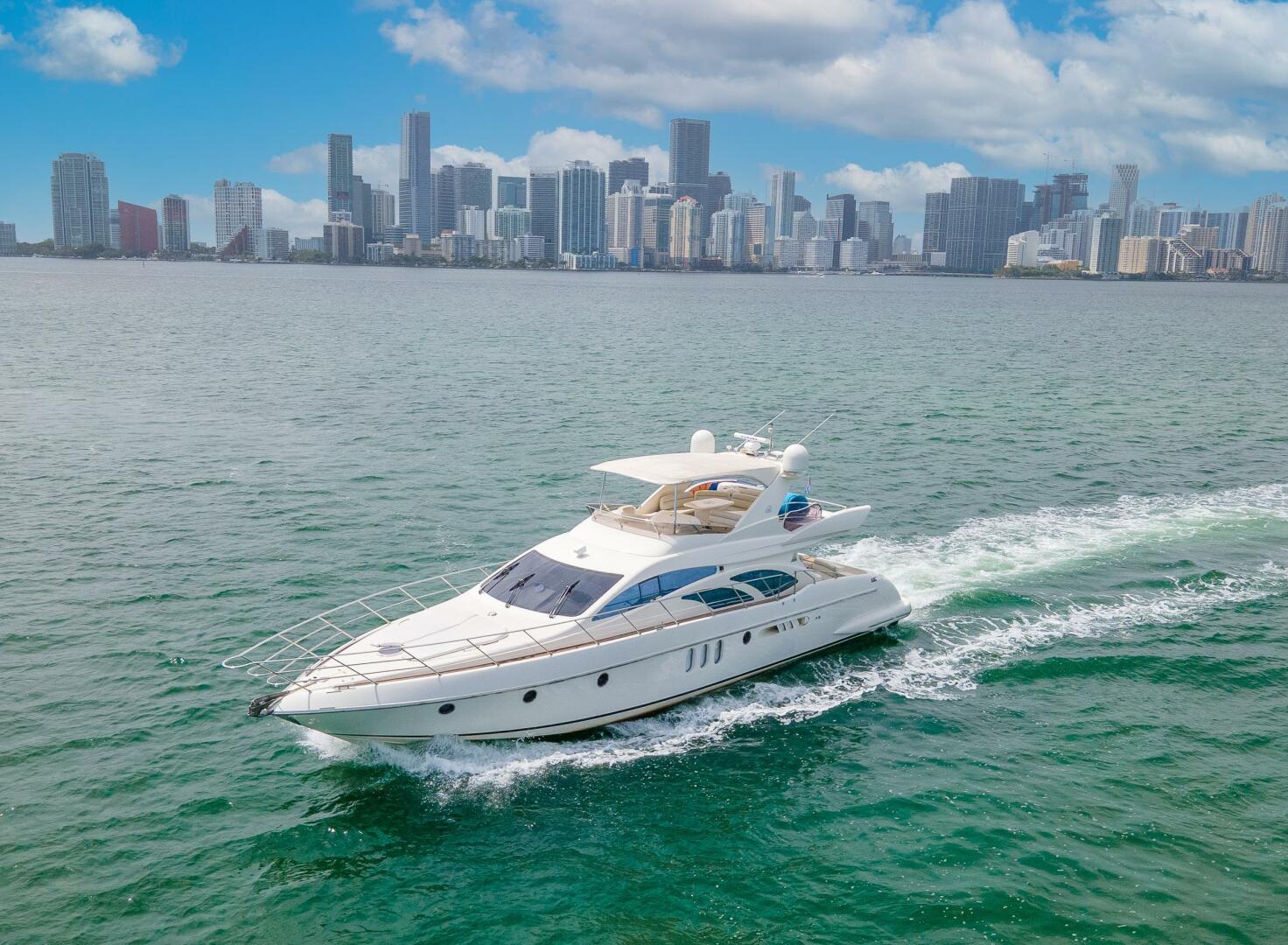 2004 Azimut Azimut 62 Base - Image 2