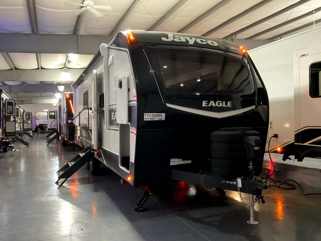 2026 JAYCO Eagle 265 FKDS HT - Image 3