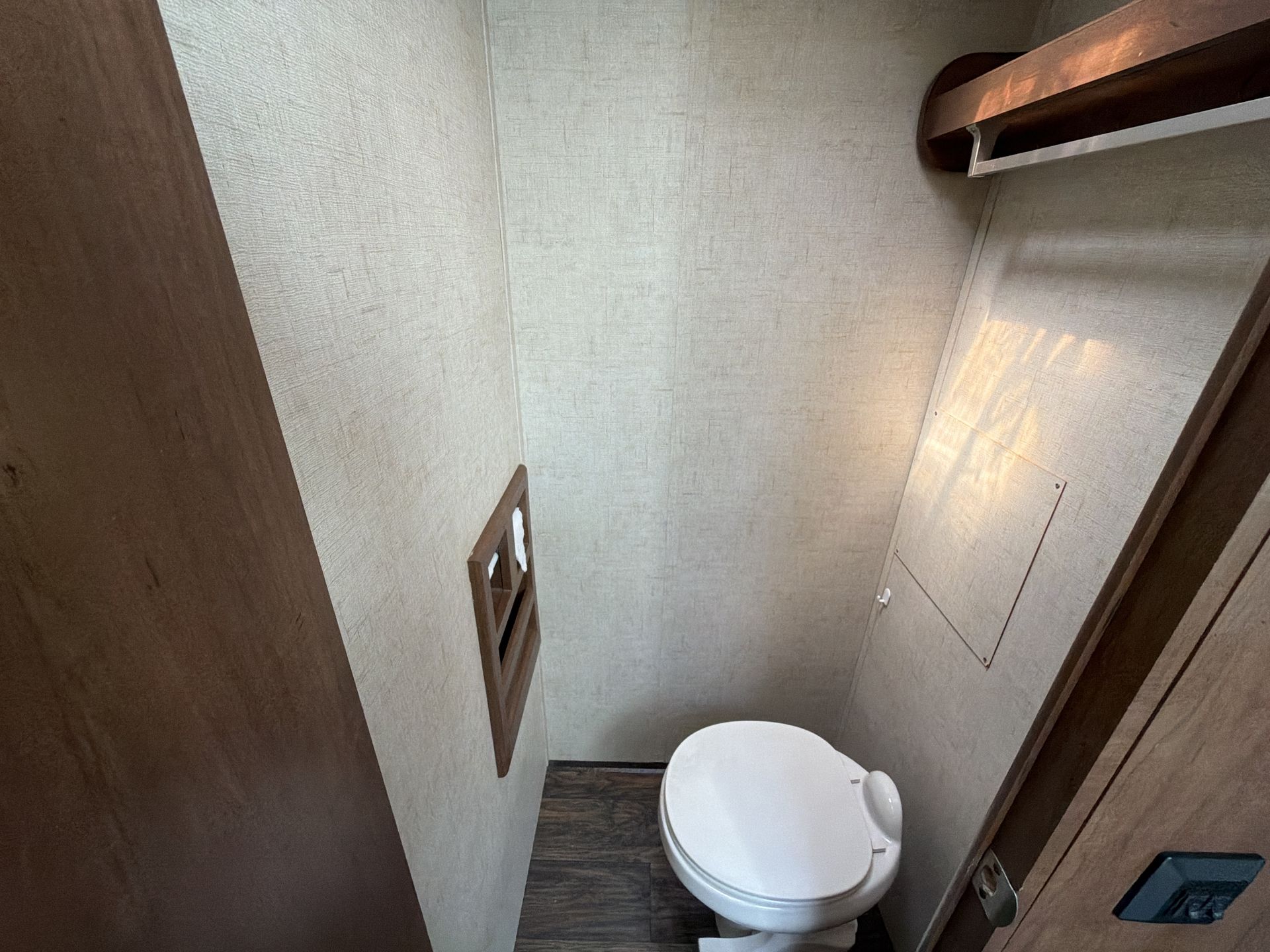 2015 Forest River Wildcat Maxx 242RLX - Image 36