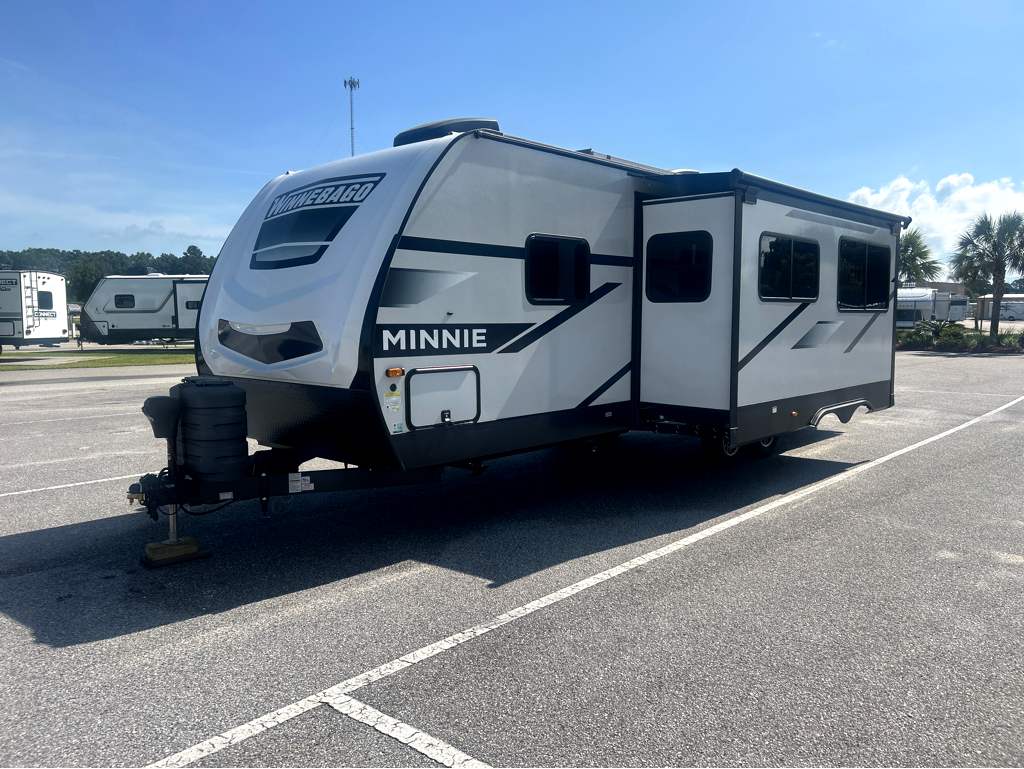 2024 WINNEBAGO MINNIE 2801BHS - Image 2