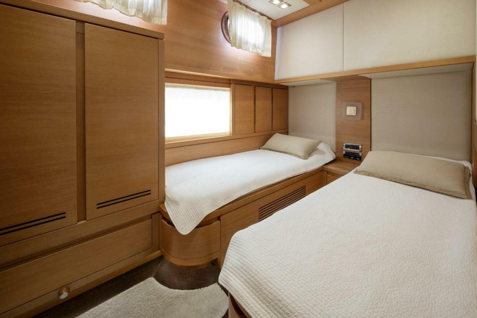 2011 Vicem Cruiser 78 - Image 28
