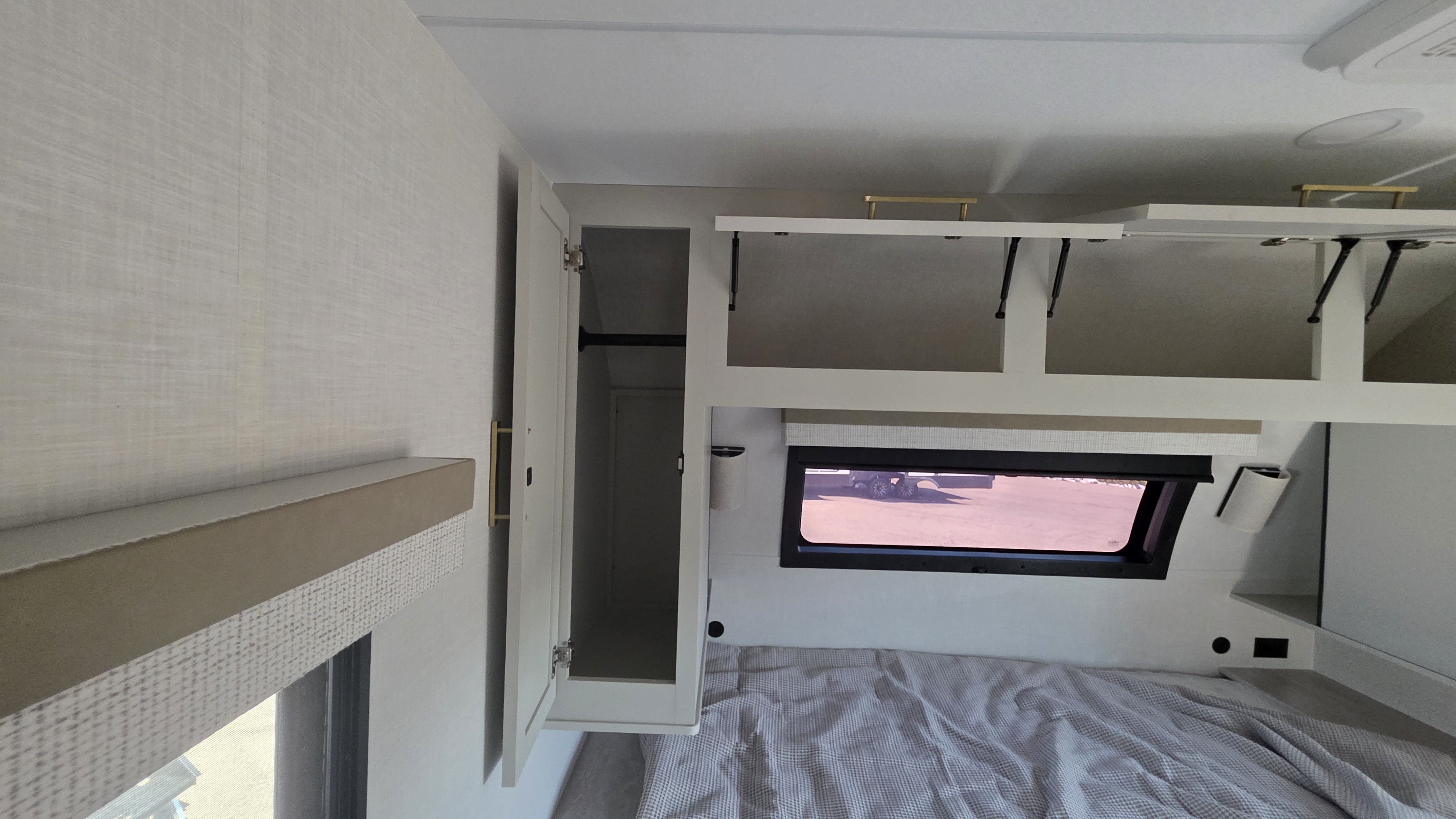 2027 VENTURE RV STRATUS 261VRB - Image 34