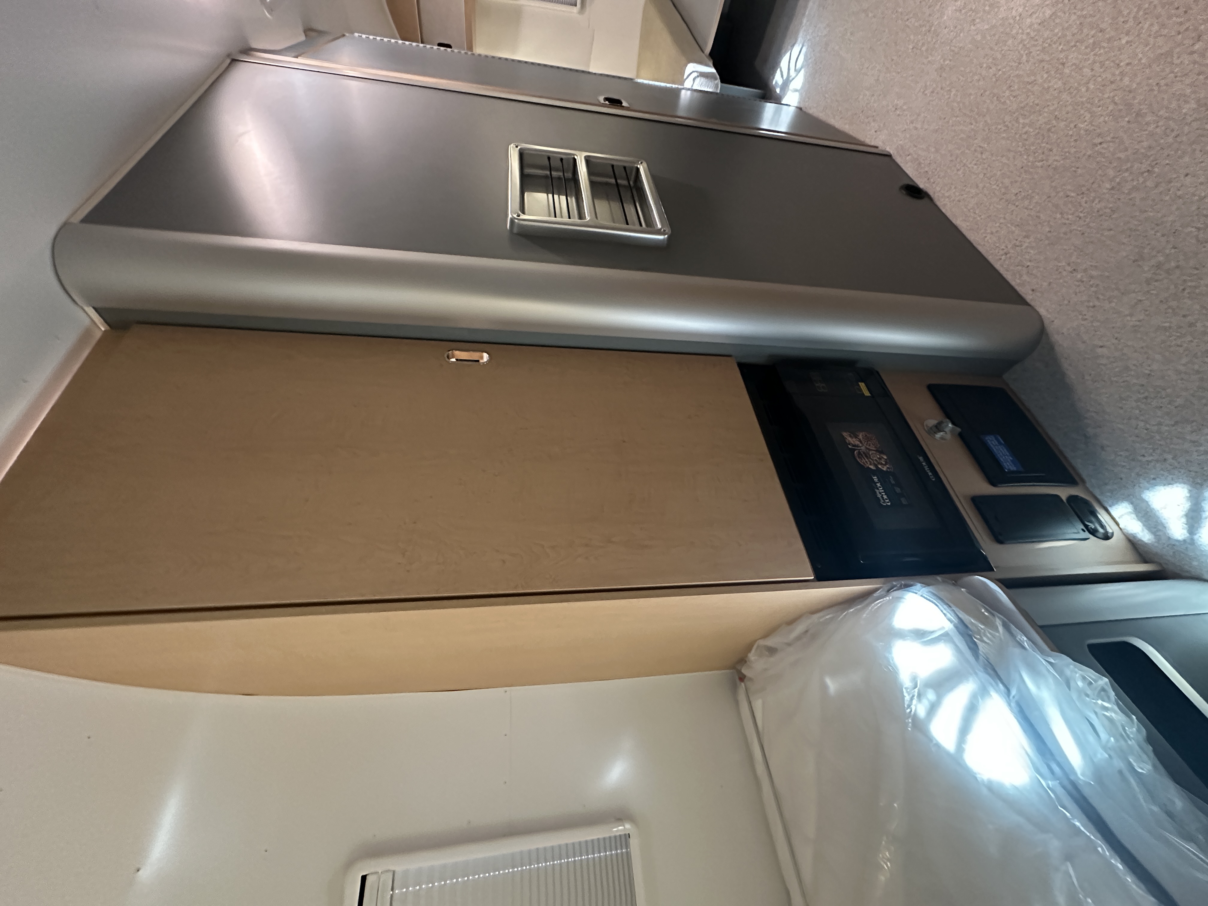 2026 Airstream World Traveler 22RB - Image 16