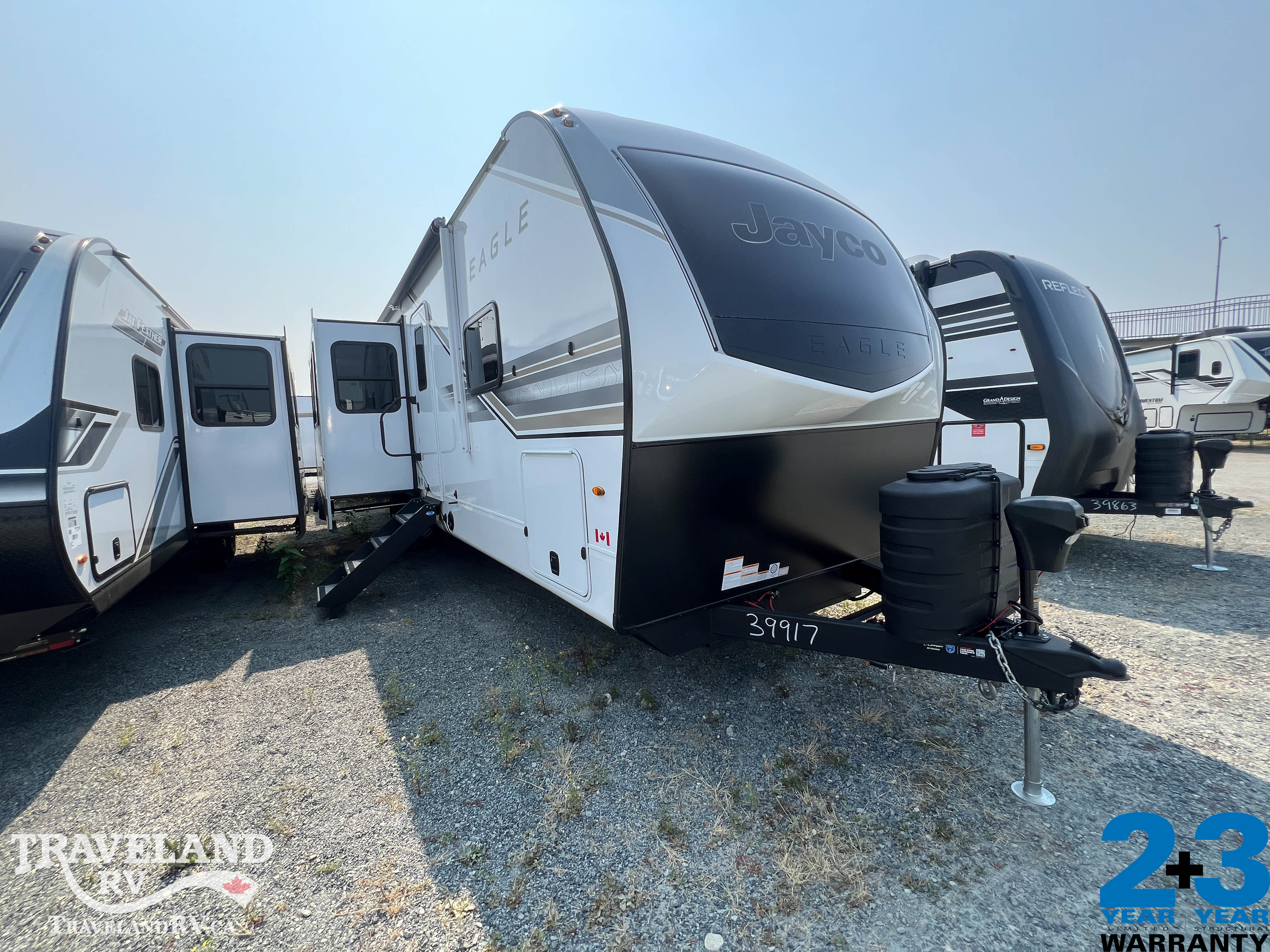 2027 Jayco Eagle 312BHOK - Image 1