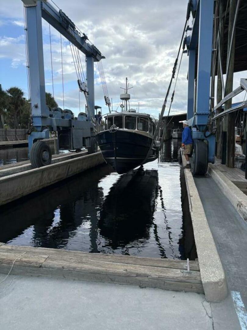 2014 Ranger Tugs R-27 - Image 55