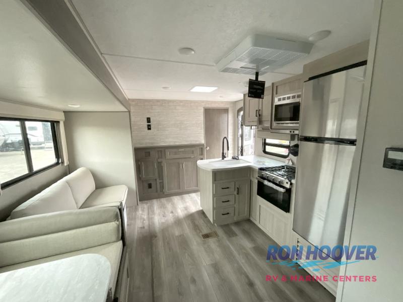 2026 COACHMEN CATALINA 343BHTSLE RHB - Image 4