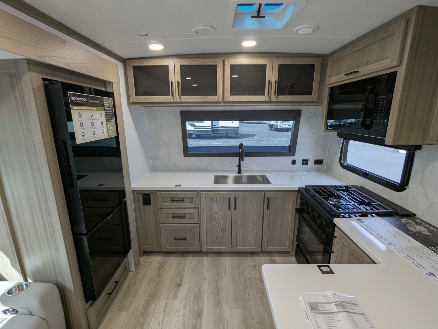 2026 Forest River Rockwood Signature 8263MBR - Image 11