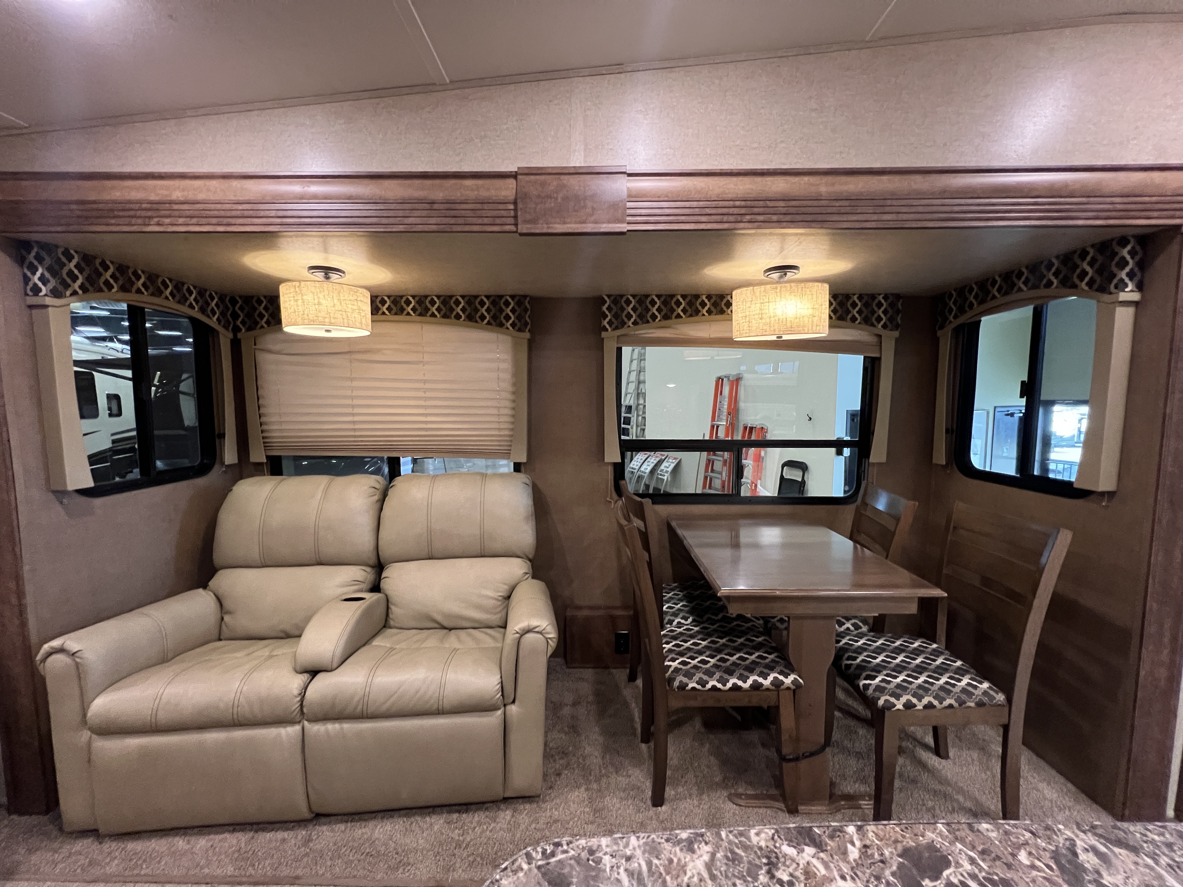 2017 Starcraft Solstice Super Lite 28TSI - Image 12