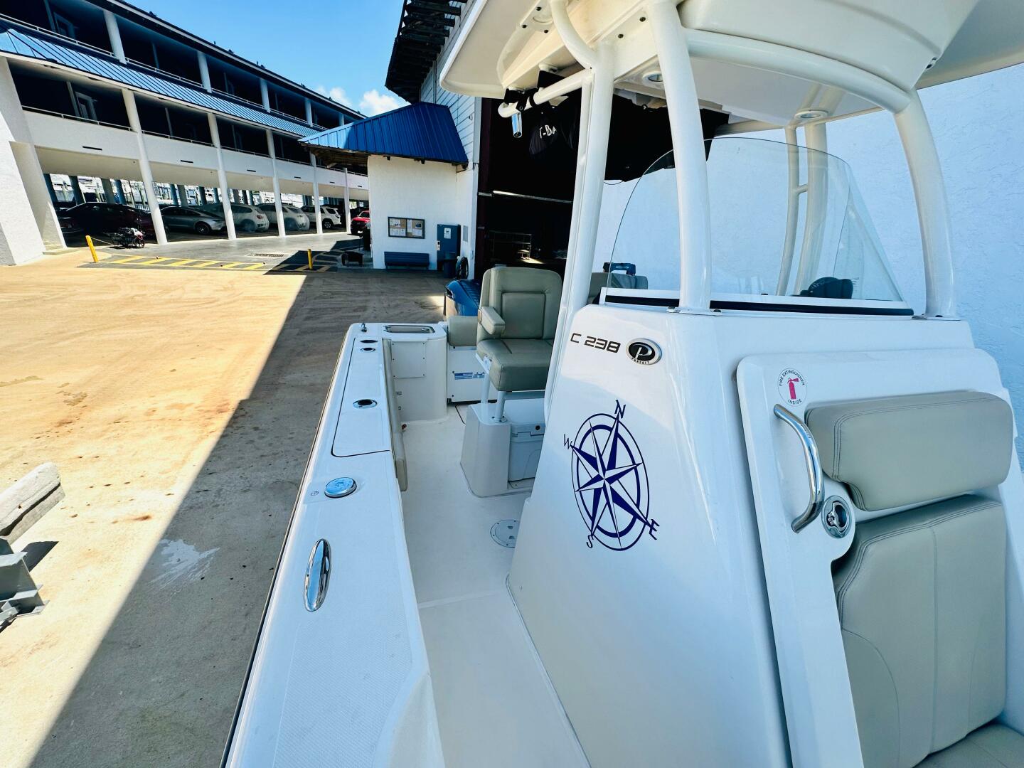 2016 PURSUIT C 238 Center Console Base - Image 30