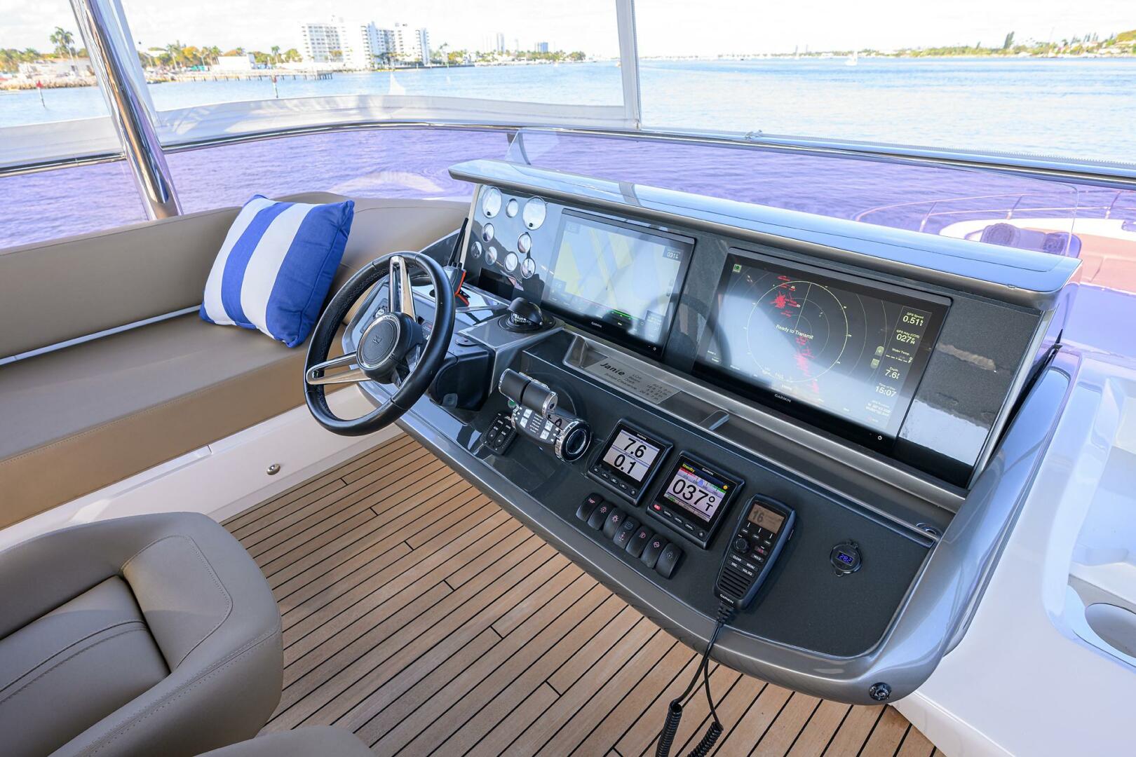 2003 Jupiter 31 Cuddy - Image 164