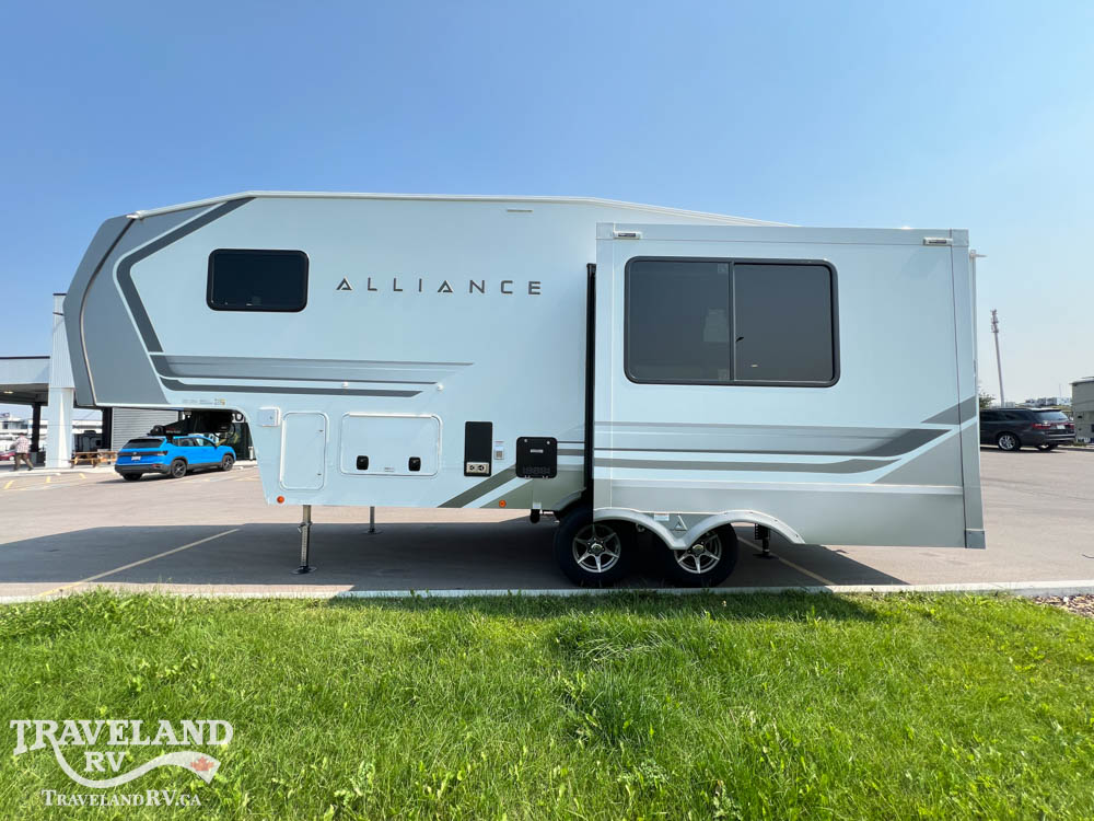 2027 Alliance RV Avenue 23ML - Image 7