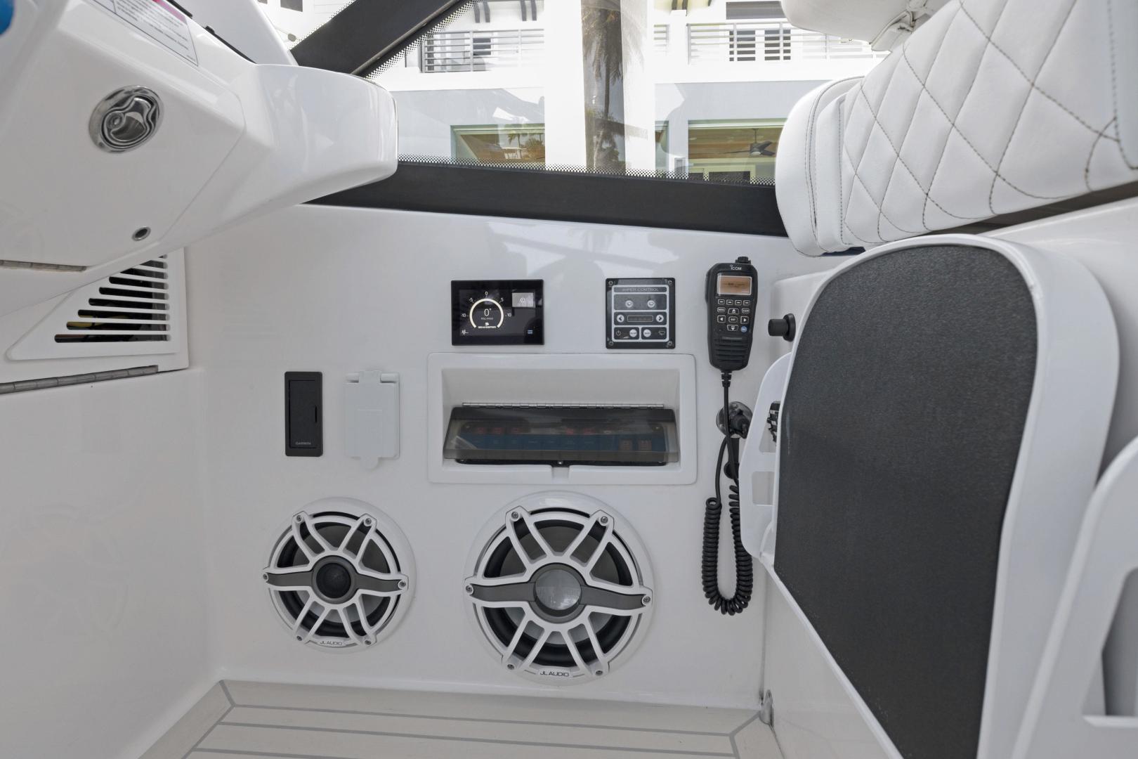 2020 Intrepid 477 Evolution - Image 15
