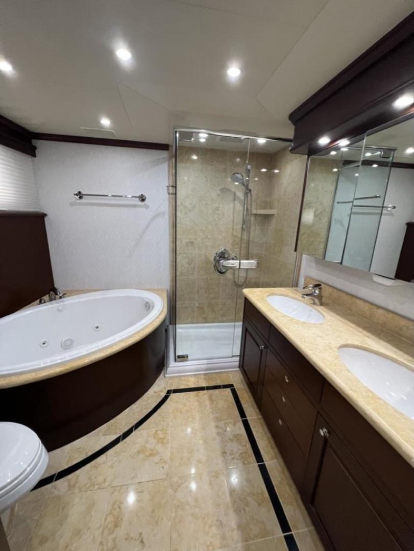 2006 Pacific Mariner - Image 35