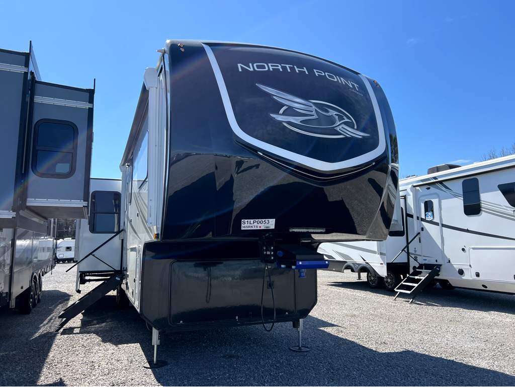 2025 JAYCO NORTH POINT 365RKTS - Image 1