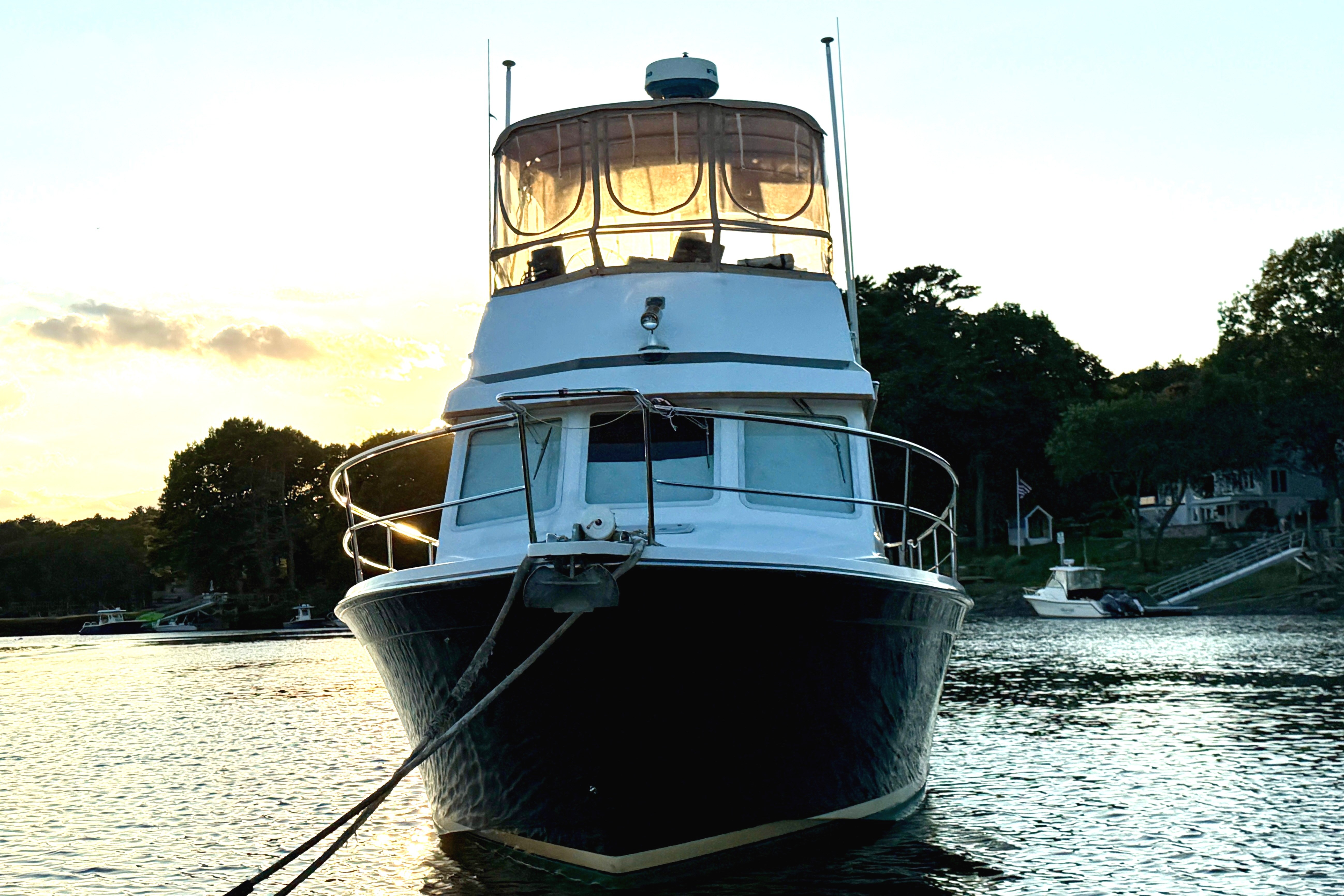 1998 Sabreline 36 AFT CABIN - Image 12
