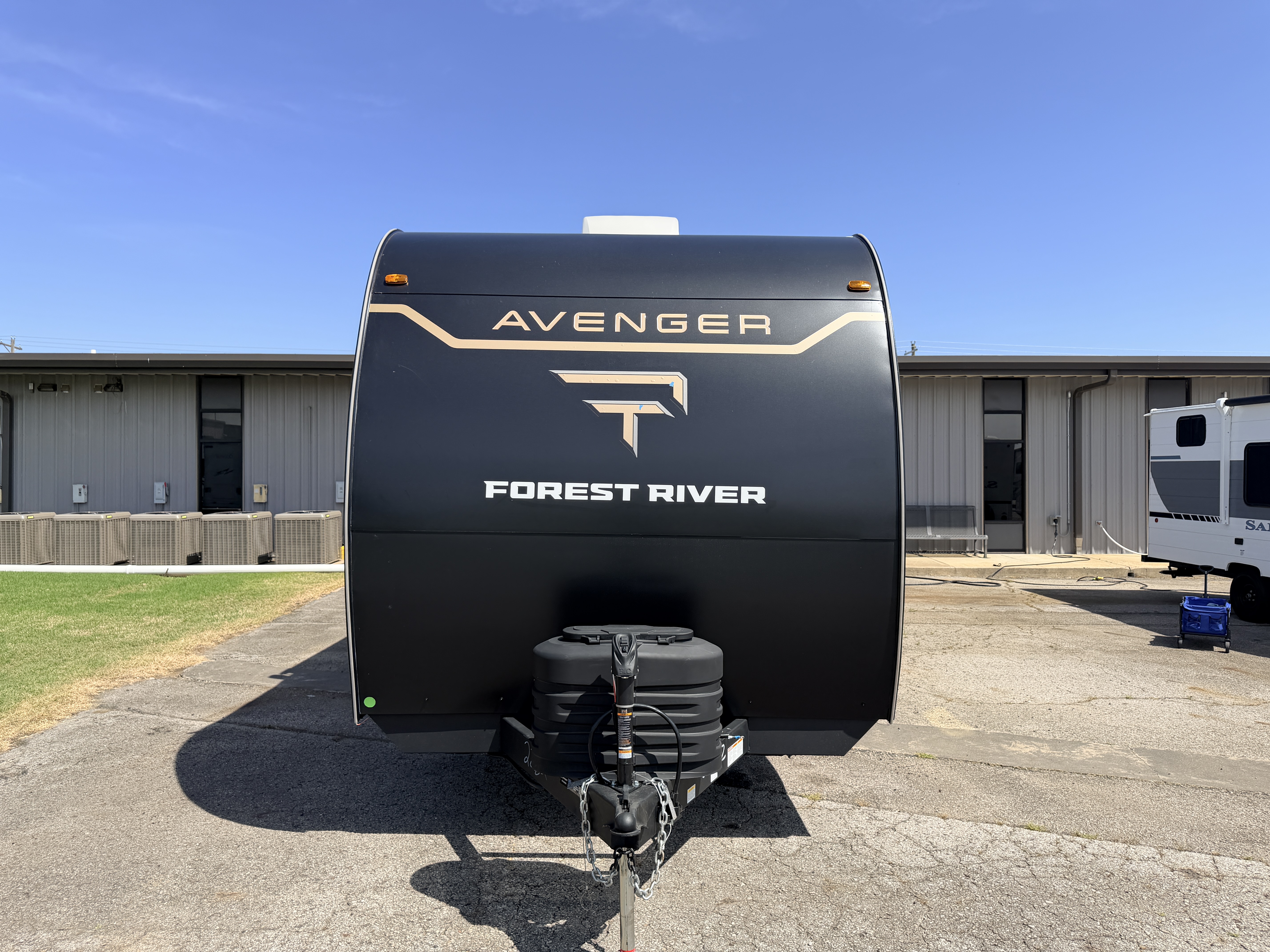 2026 Prime Time Avenger 30PO - Image 3