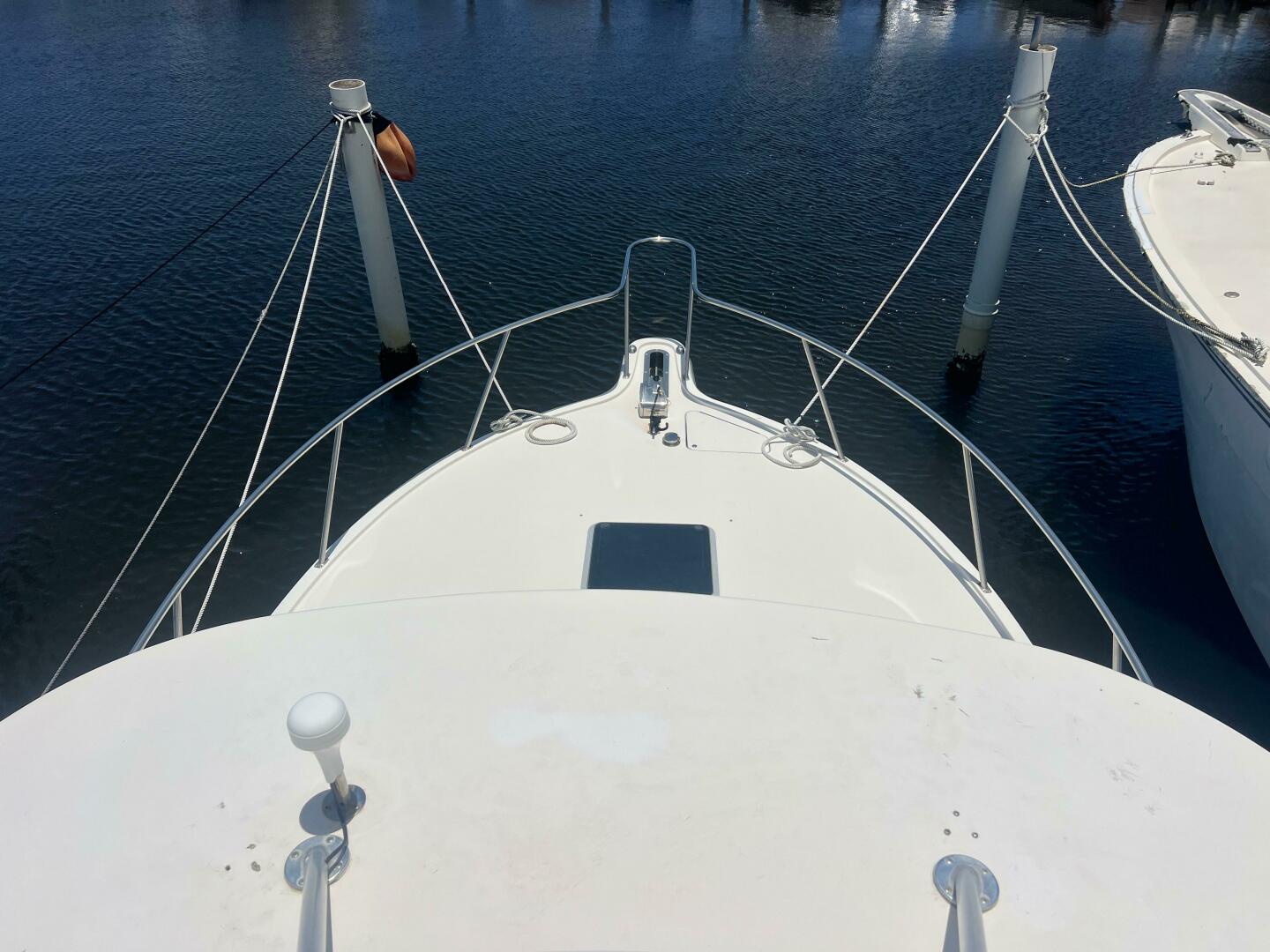 1997 Pursuit 3000 Offshore Express - Image 5
