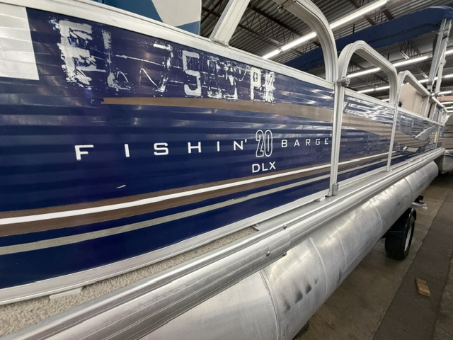 2012 SUN TRACKER FISHING BARGE 20DLX - Image 5