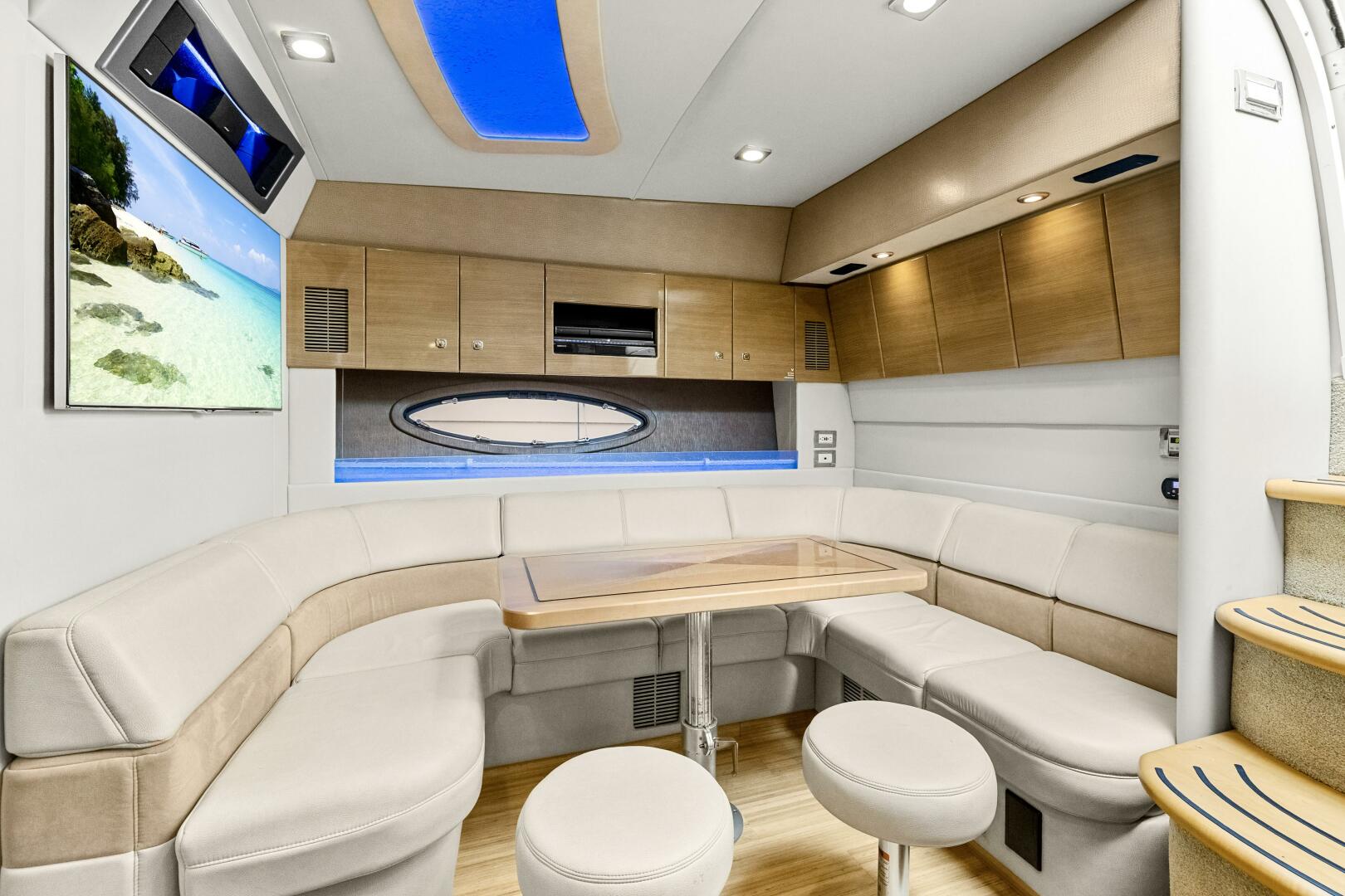 2016 Formula 45 Yacht - Image 24