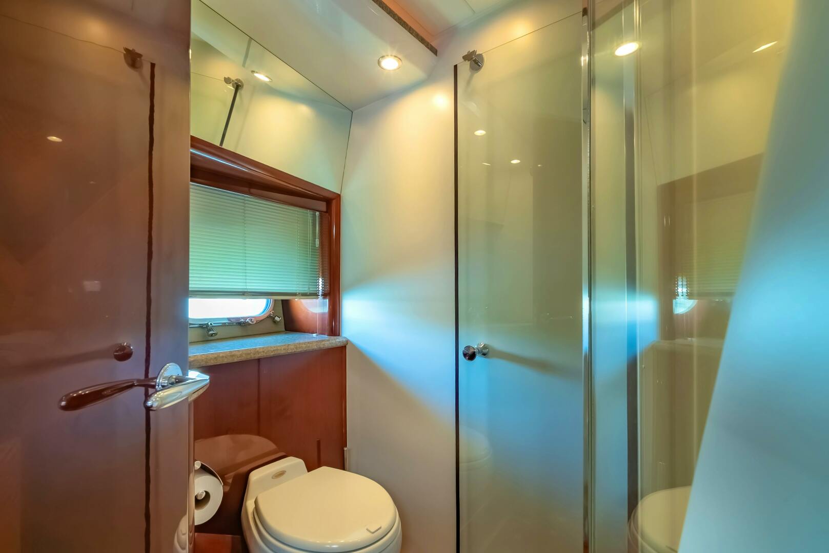 2006 Princess Yachts - Image 22