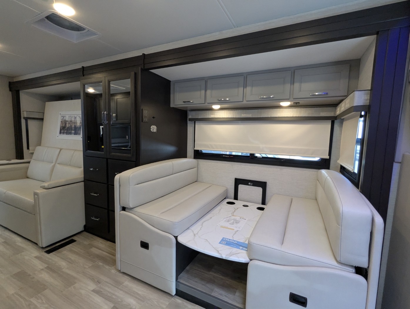 2026 Thor Motor Coach Omni Trail S29 - ATH EDITION - Image 18