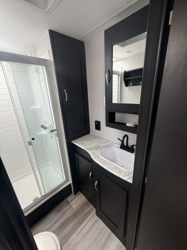 2022 Coachmen FREEDOM EXPRESS - Image 10