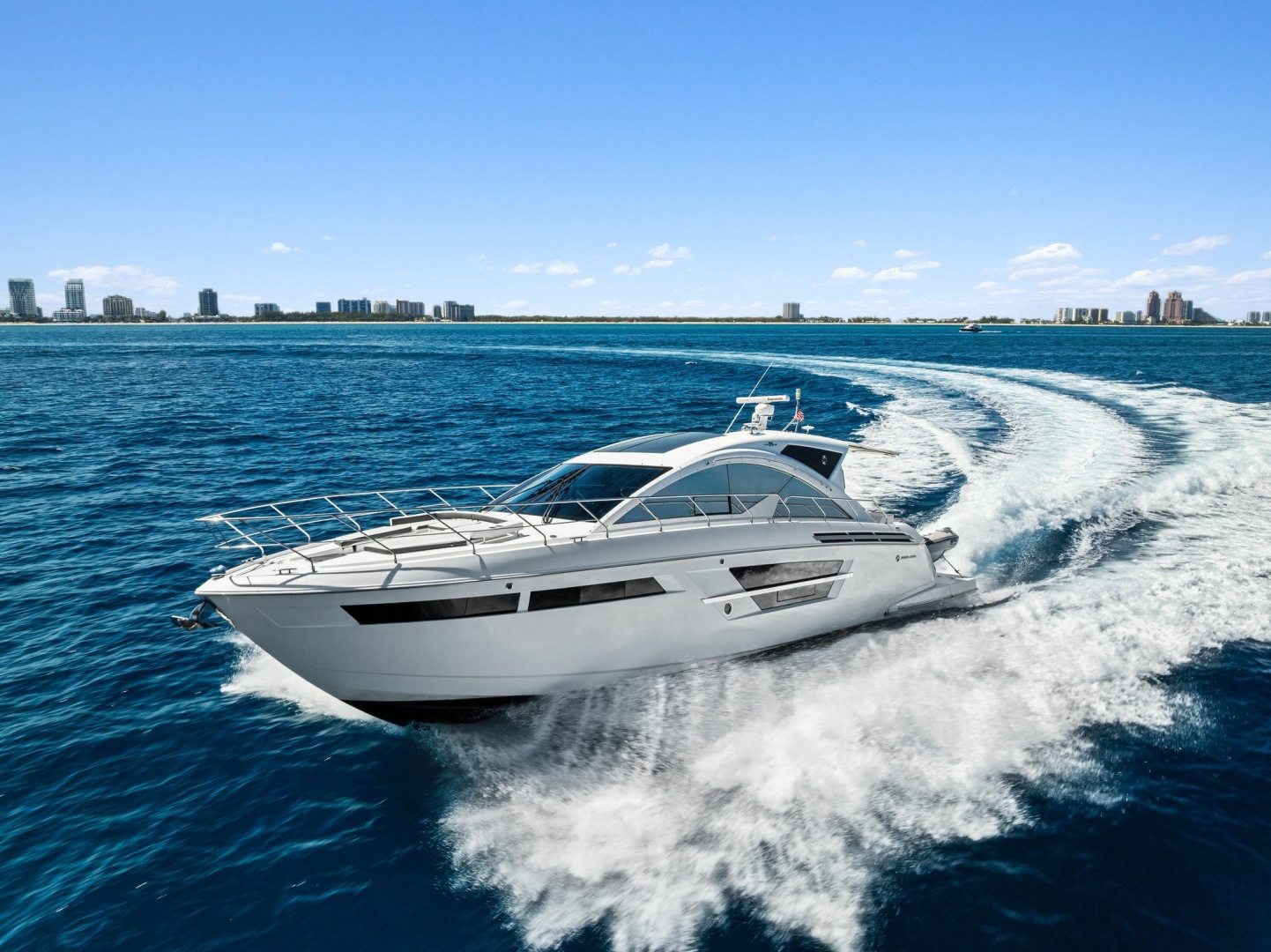2019 Cruisers Yachts 54 Cantius - Image 2