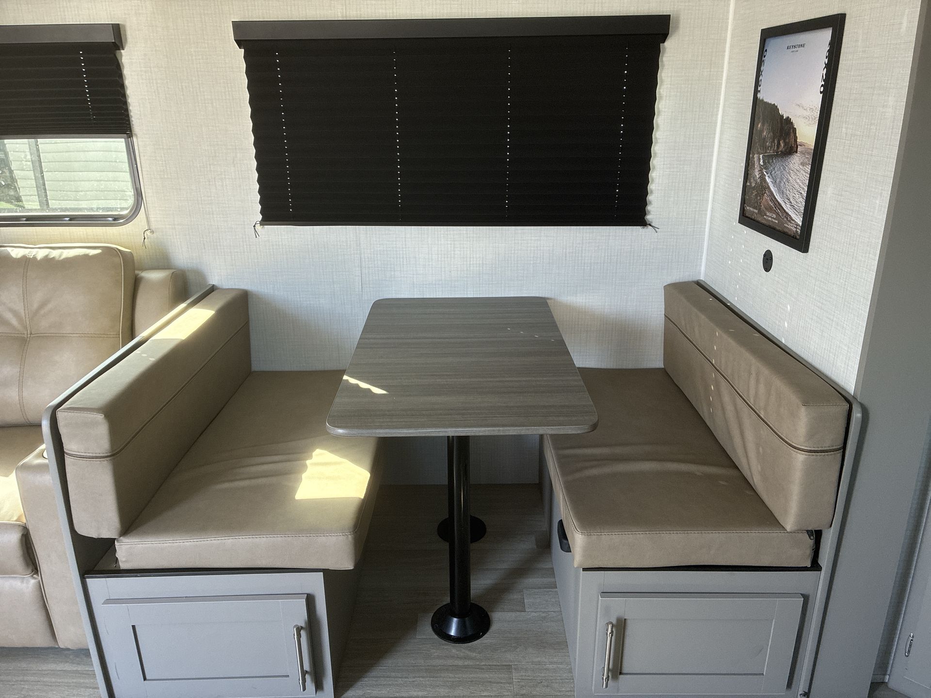 2027 Keystone Hideout 250RBSWE - Image 31