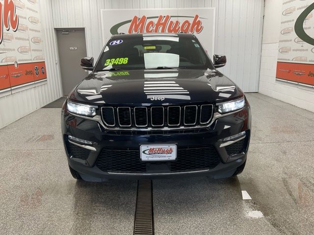 2024 Jeep Grand-Cherokee-L Laredo Altitude 4x4 - Image 2