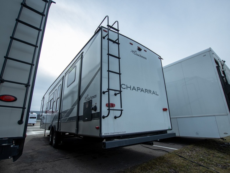 2022 Coachmen Chaparral 367BH - Image 3