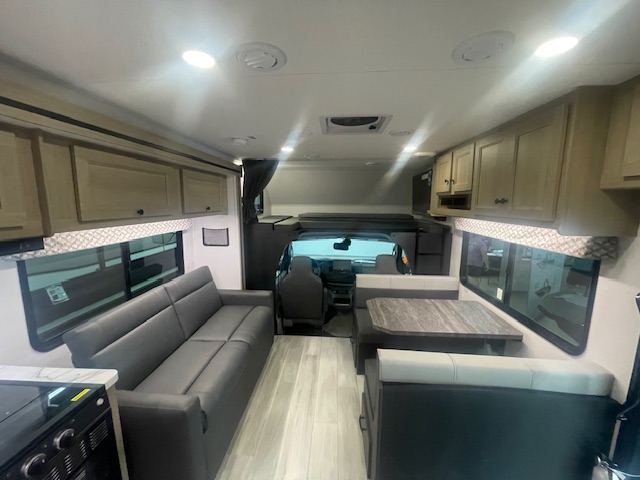 2026 SUNSEEKER 2860 DSF - Image 21