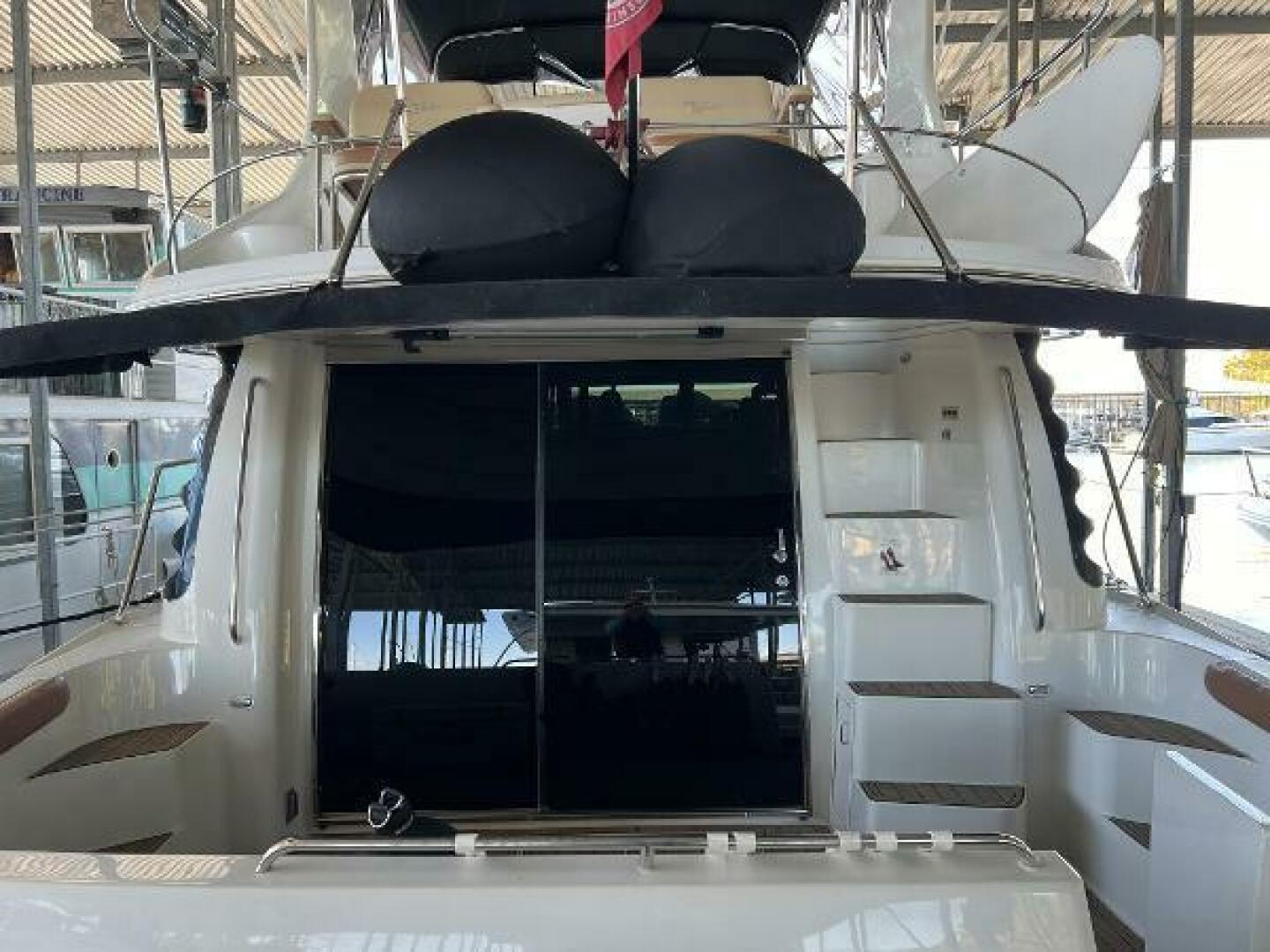 2001 Carver 450 Voyager Pilothouse - Image 12