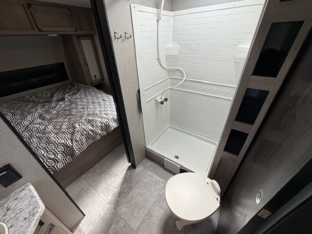 2019 Grand Design Transcend 26RLS - Image 22