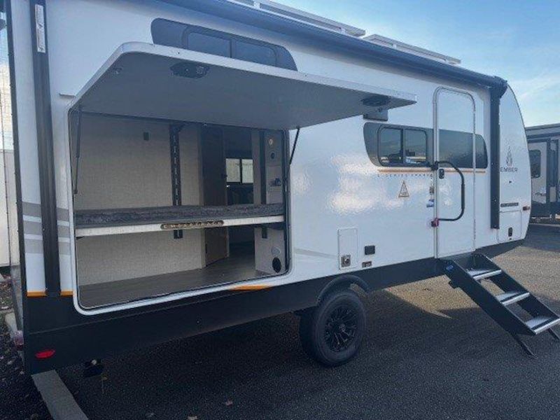 2026 Ember RV E-Series 19ETS - Image 5