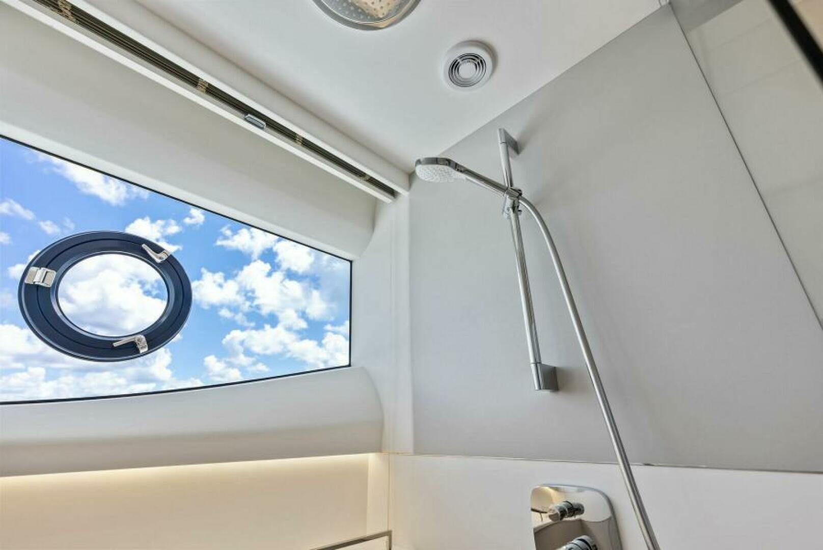 2024 Princess Y72 Motor Yacht - Image 35