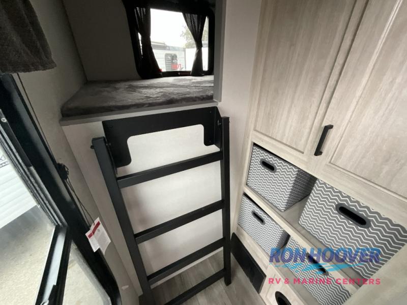 2026 COACHMEN 333DORM - Image 16