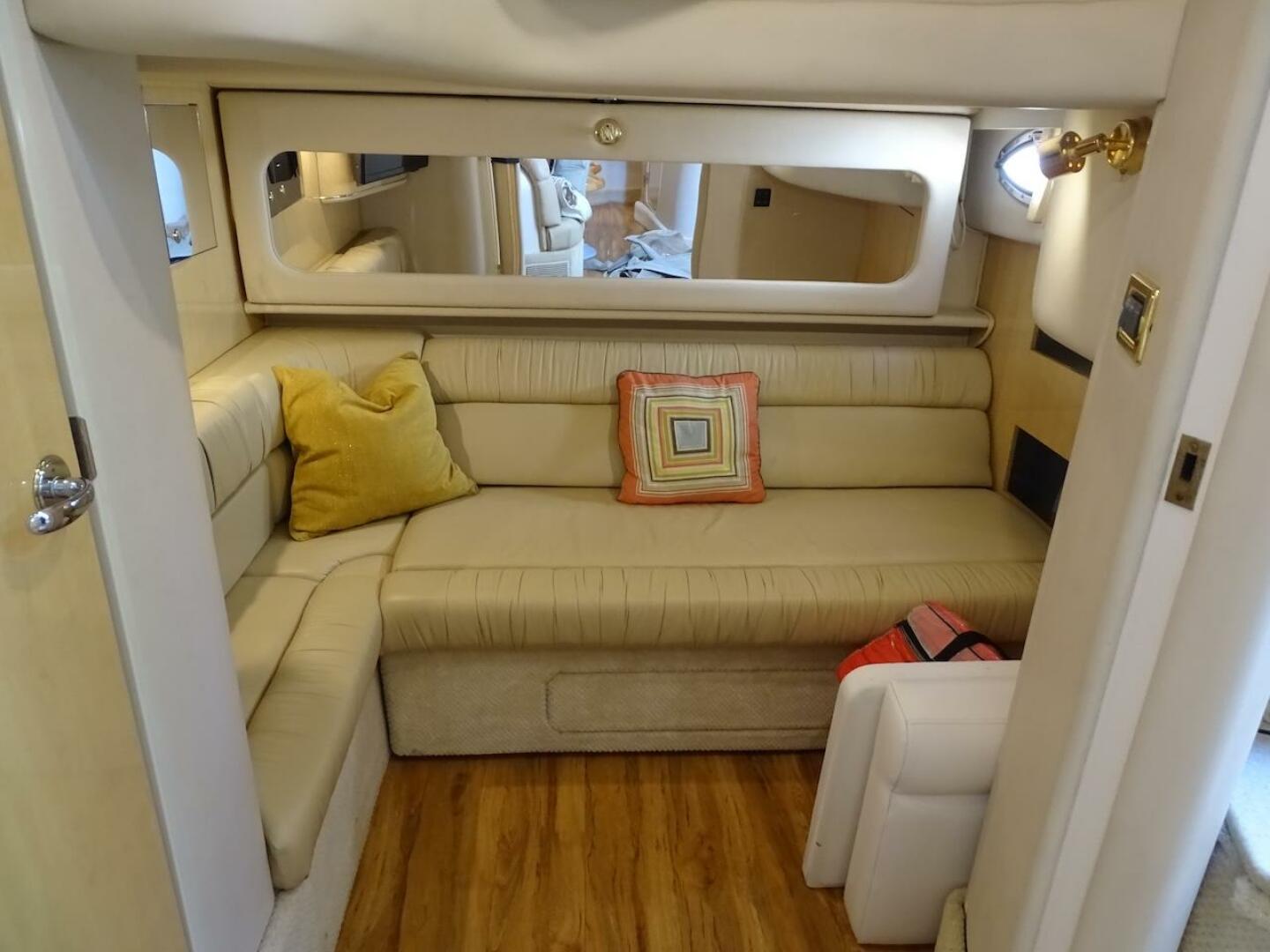 2001 Sea Ray 410 Sundancer - Image 8