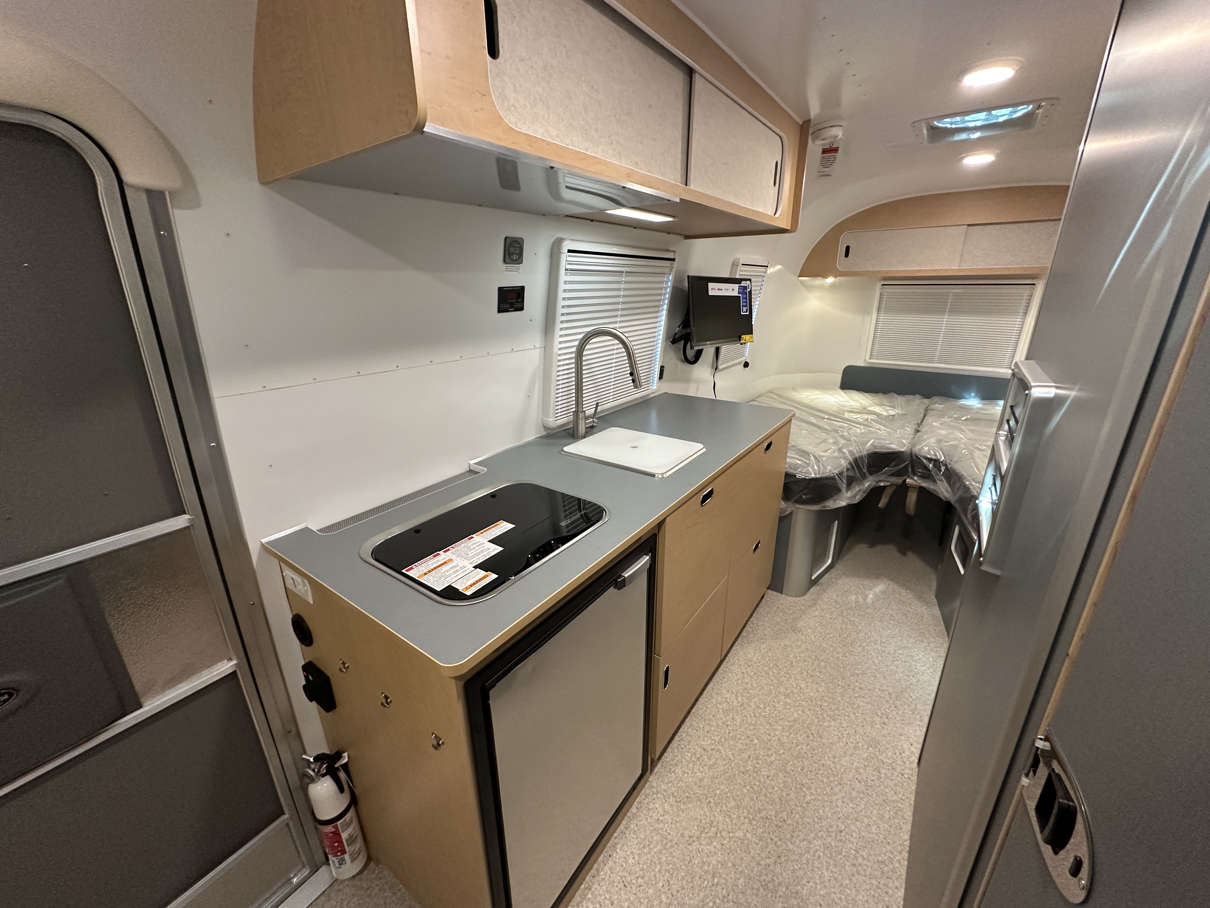 2026 Airstream World Traveler 22RB - Image 12