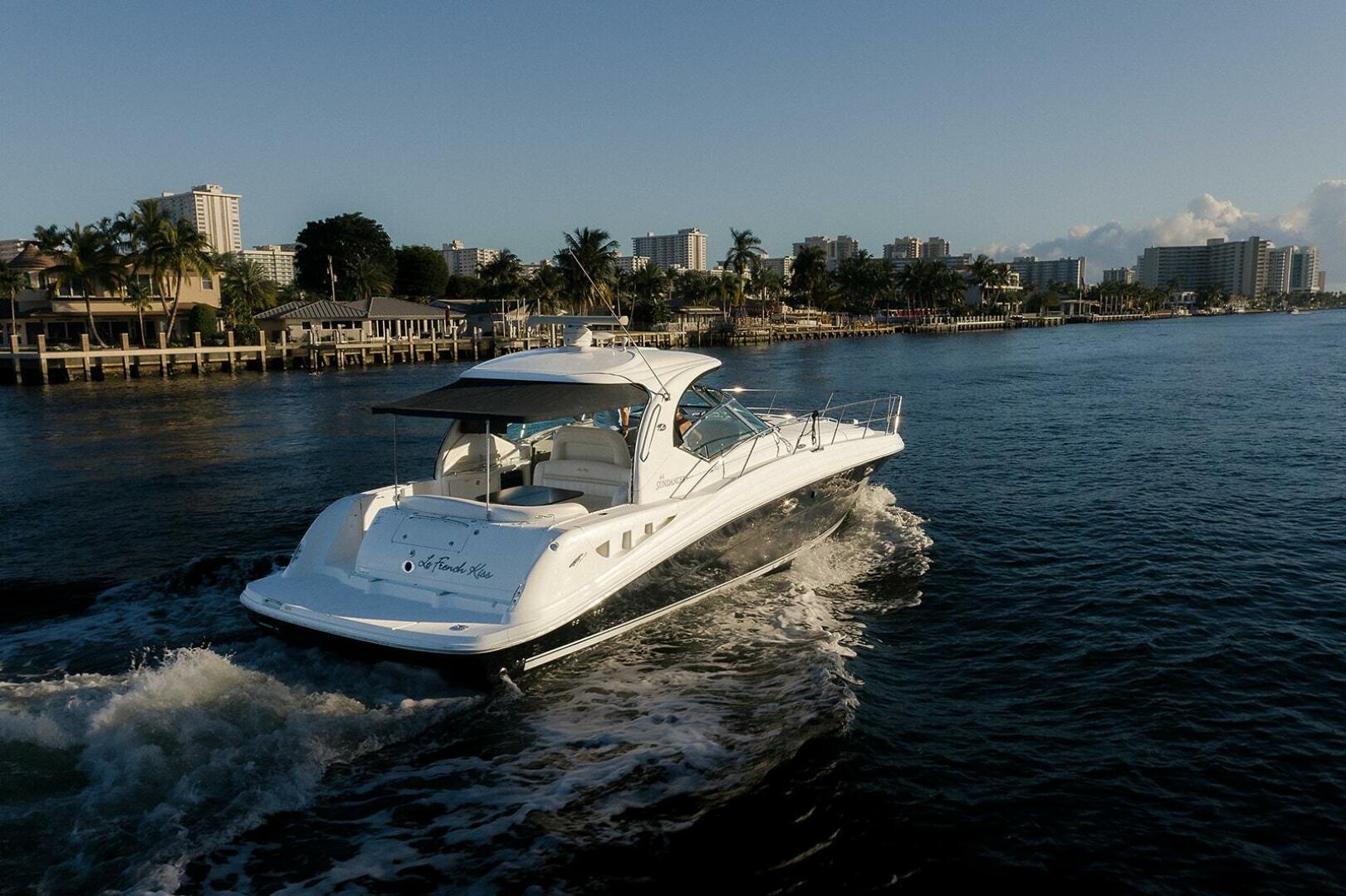 2008 Sea Ray 44 Sundancer - Image 7