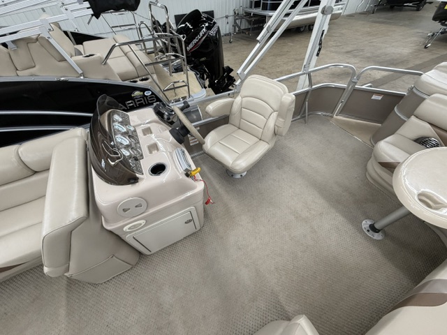 2011 SUNCHASER 8520 - Image 14