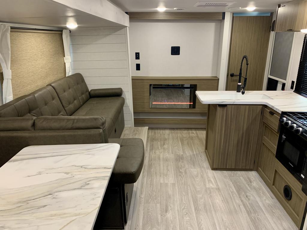 2027 Forest River Salem Cruise Lite 28VBXL - Image 14