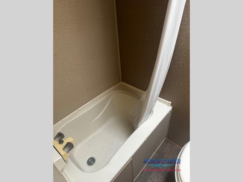 2017 ZINGER Z-LITE 19BH - Image 6