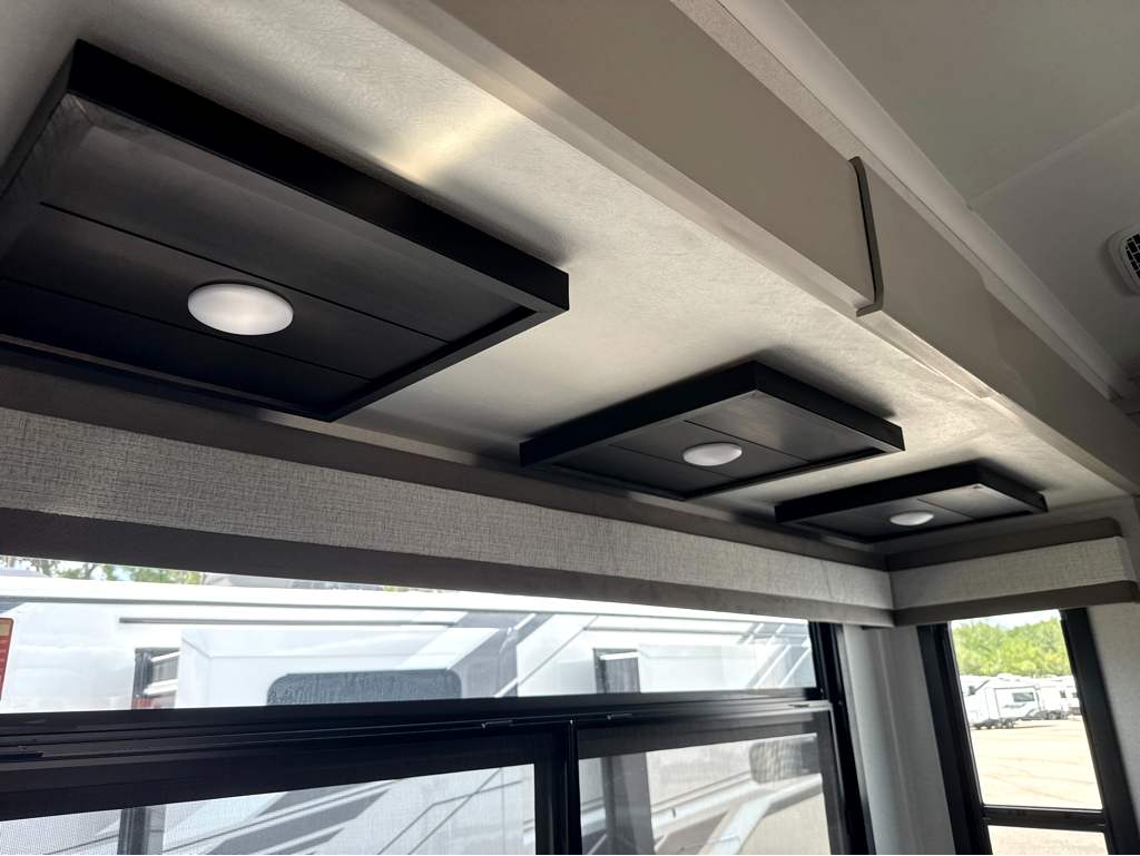 2027 JAYCO NORTH POINT 391TBBH - Image 7